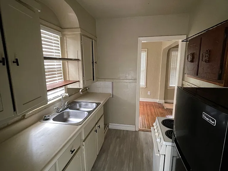 1864 Vollintine Ave — Photo 7
