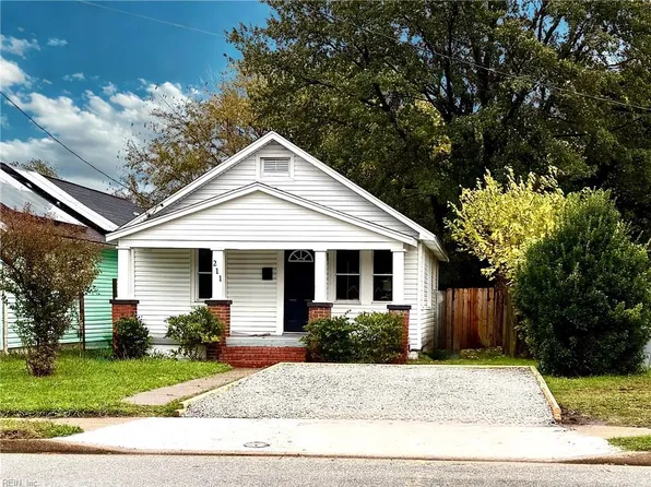 211 Rip Rap Rd, Hampton, VA 23669