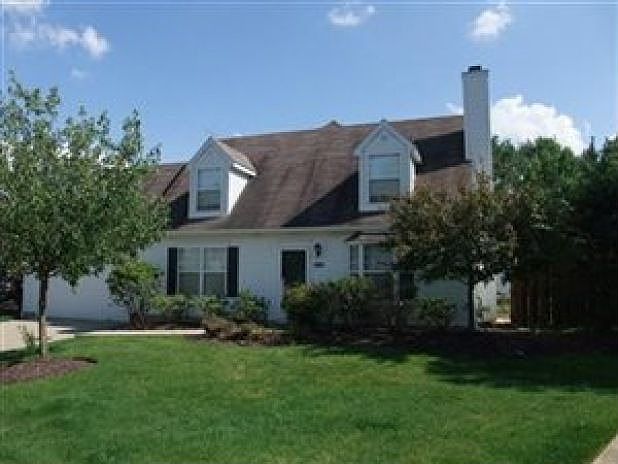1st image of 92 Dover Place Ln