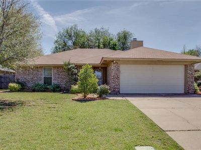 734 Danvers Ln, Mansfield, TX, 76063