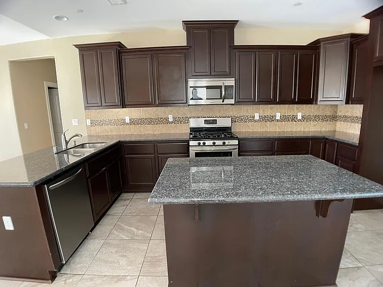 4042 Cinnabar Ave — Photo 5