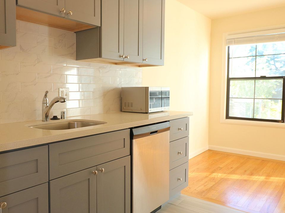 1st image of 2649 Polk St #6