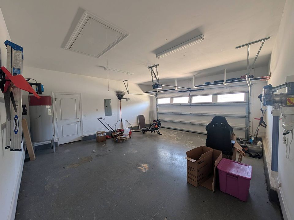 10th image of 6117 Chancellorsville Dr