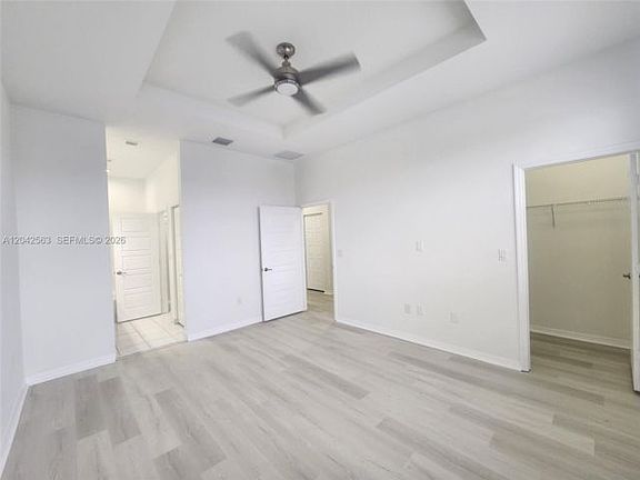 3rd image of 641 NE 191st Ter