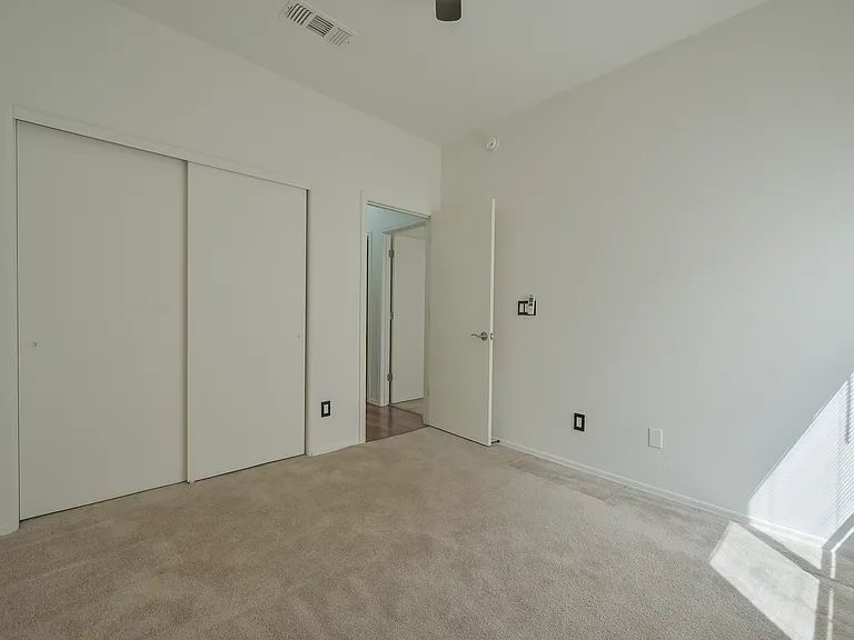 114 W Freddie Canyon Way — Photo 31