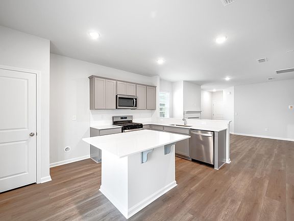 7th image of this home