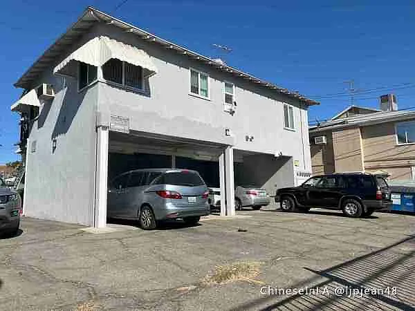 14312 Roscoe Blvd #3