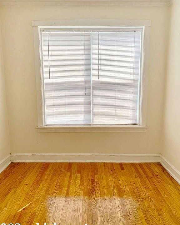1st image of 802 N Bishop St #1612
