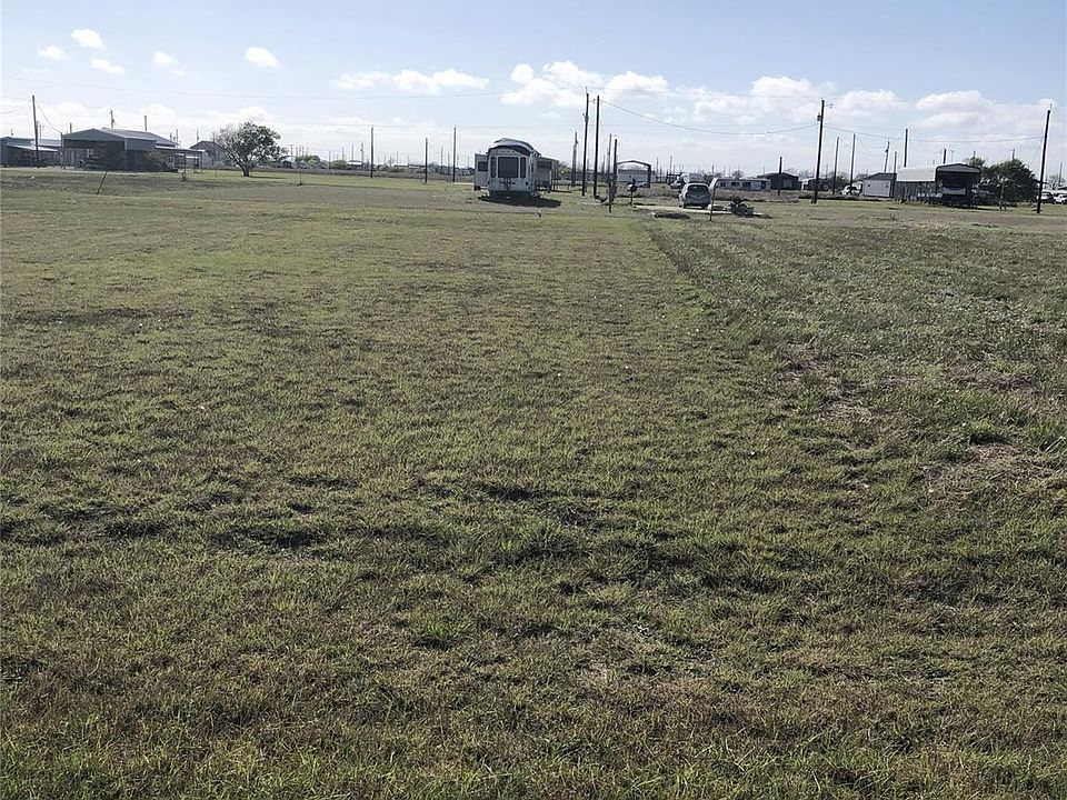 1st image of 190 Cobia Ln