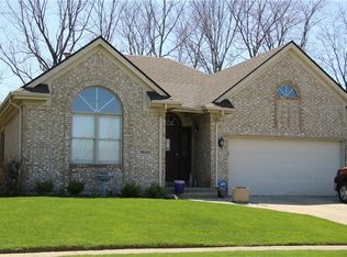 1644 Wimbledon Dr, Fairborn, OH 45324