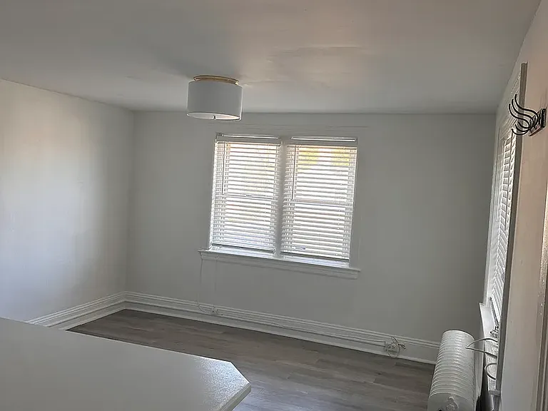 841 1/2 W Lancaster Ave #2 — Photo 7