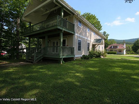 2nd image of 29 Maple Avenue