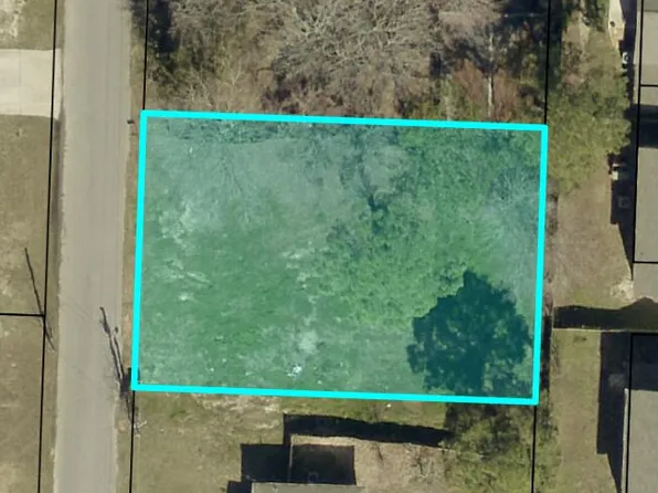 2236 Janet St, Navarre, FL 32566