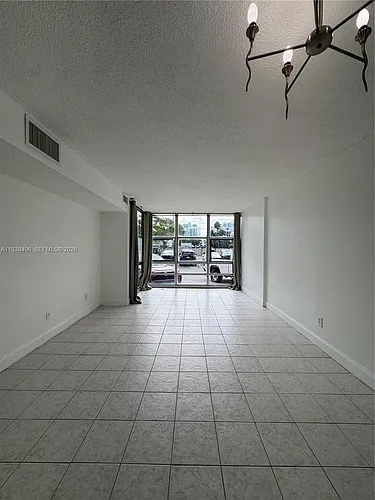 200 172nd St Photo 1