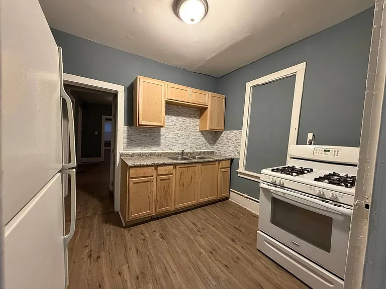 1309 W 110th Pl — Photo 3