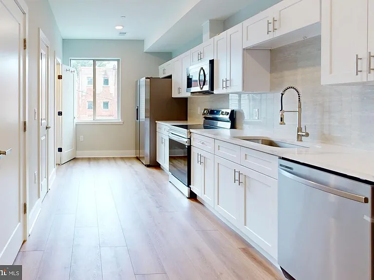 2640 N Jessup St #2 — Photo 2