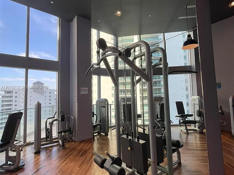 1300 Brickell Bay Dr #3400 — Photo 30