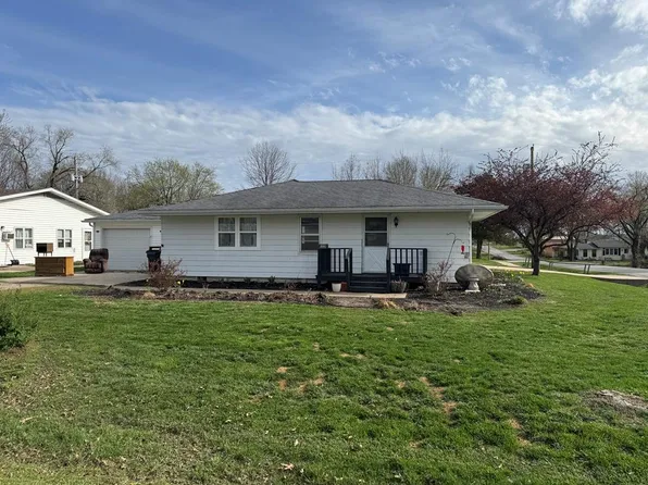 502 S Gex St, La Plata, MO 63549