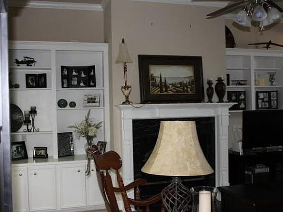 4th image of 224 Melissa Ln