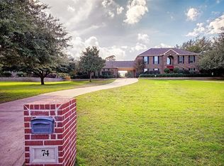 74 Lake Estates Dr, Montgomery, TX 77356