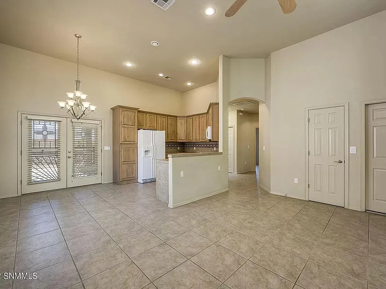 1892 N Sonoma Ranch Blvd — Photo 16