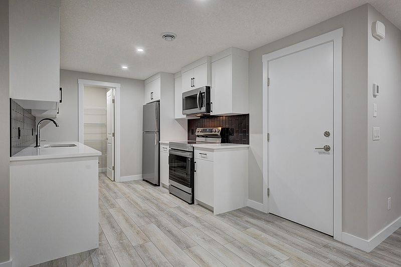 Calgary Apartment for rent - 1 Bedroom — photo 17