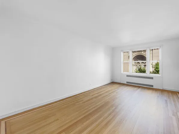 160 E 3rd St APT 5B, New York, NY 10009
