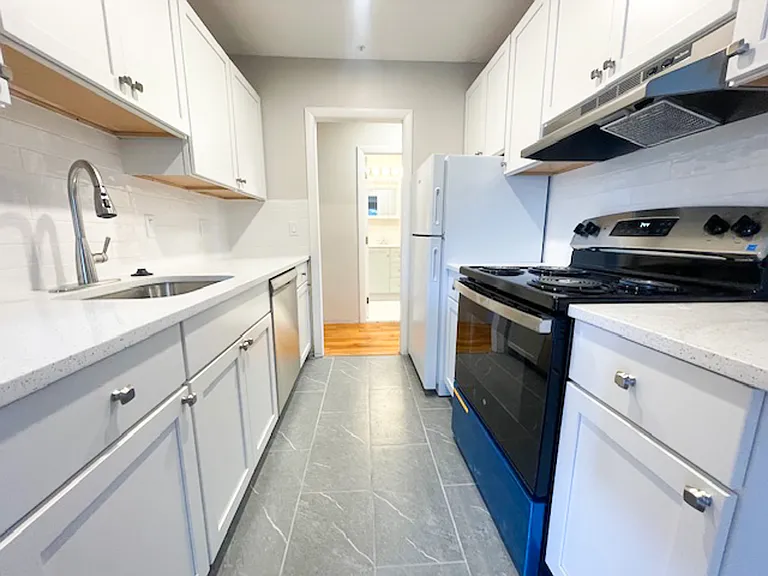 105 Alstead St #12 — Photo 6