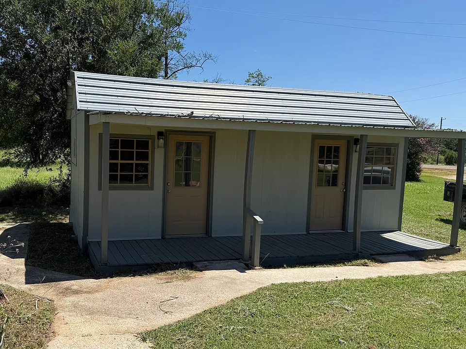 17455 N Highway 281 #3