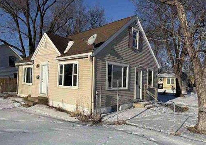1st image of 667 E Saint Germain St
