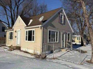 667 E Saint Germain St, Saint Cloud, MN 56304