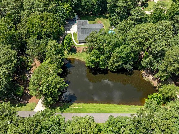 3rd image of 3452 Indian Lake Ln