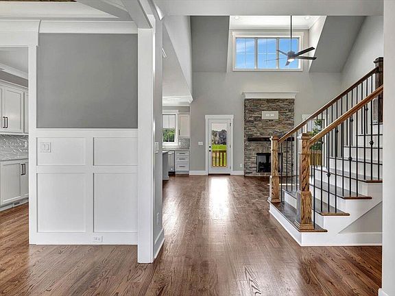 4th image of 1632 Criswell Ct #30
