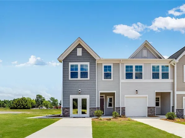 468 Fran Dr, Haw River, NC 27258