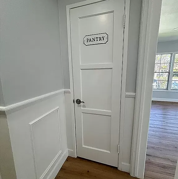 6621 Lindley Ave — Photo 6
