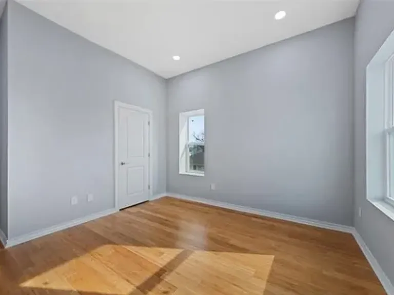 4633 Virginia Ave #101 — Photo 18
