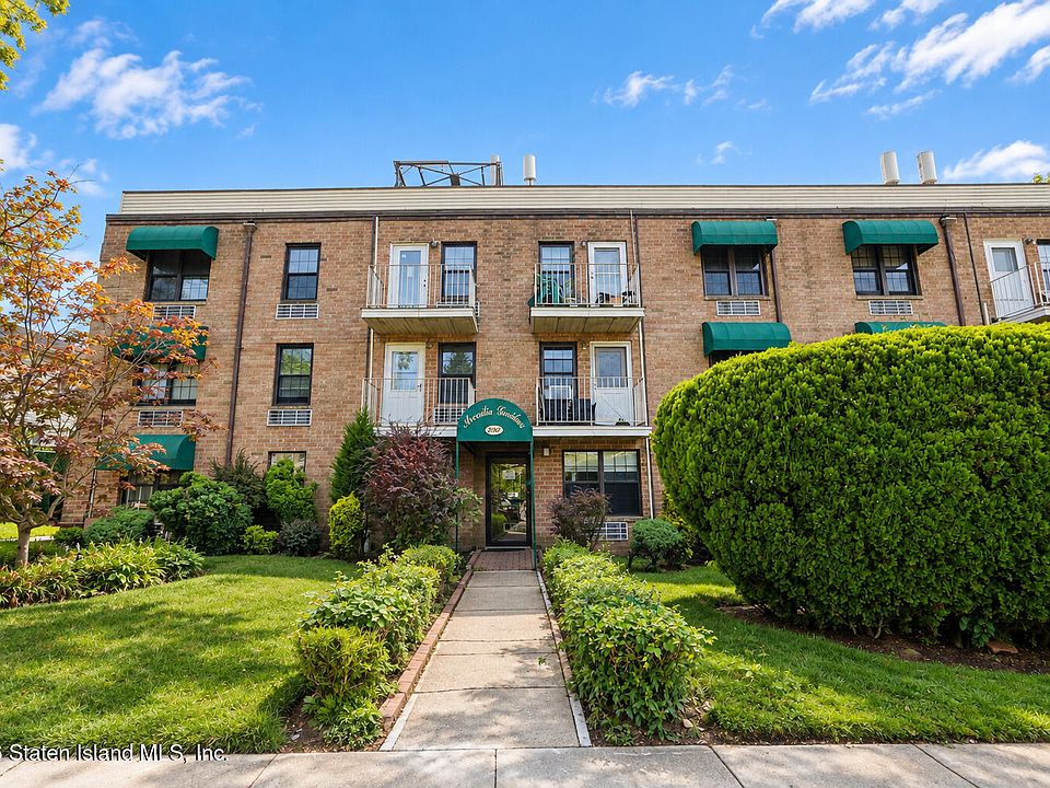 1st image of 490 Clove Rd APT 1H
