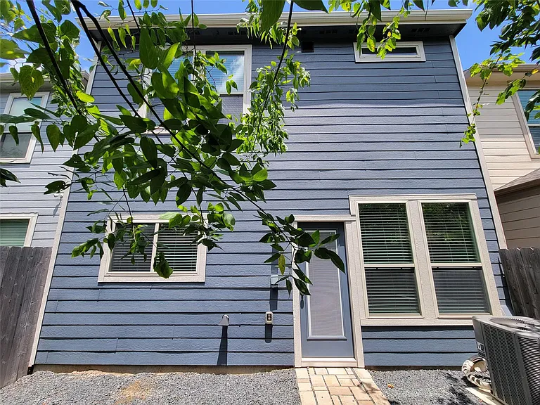 10509 Harmon Smith Dr — Photo 38