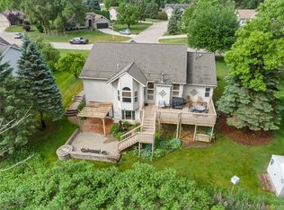 2460 Fenton Creek Ln, Fenton, MI 48430