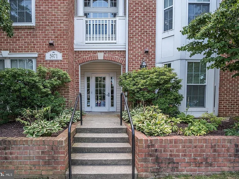 5971 Millrace Ct #E102 — Photo 19