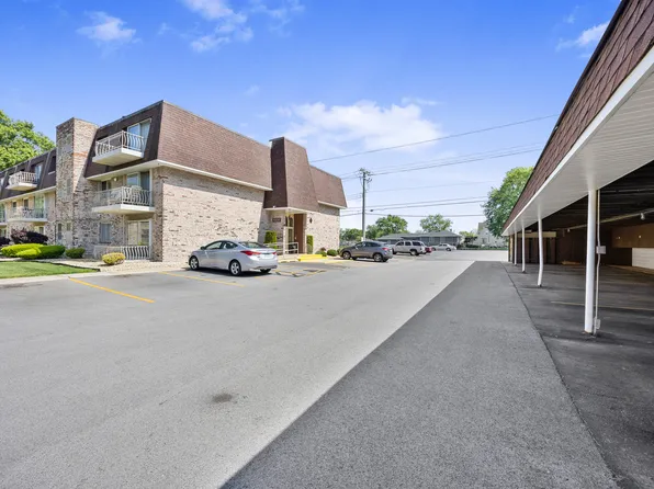 3237 S Manor Dr APT 110, Lansing, IL 60438