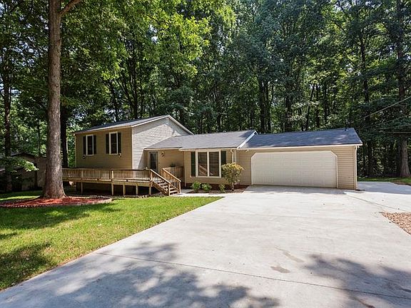 5th image of 276 Firecrest Ln