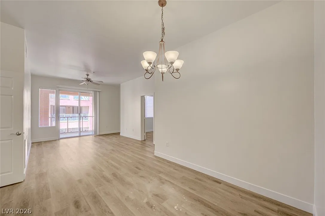 2 bed, 2.0 bath, 1155 sqft, $1,595 — Photo 3