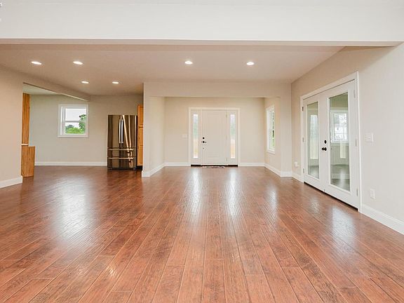 4th image of 3288 Limerick Rd