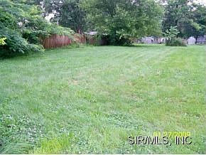 2nd image of 4907 Mueller Ave