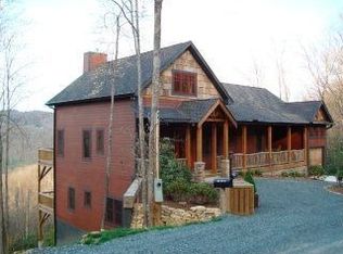 215 Oak Rd, Banner Elk, NC 28604