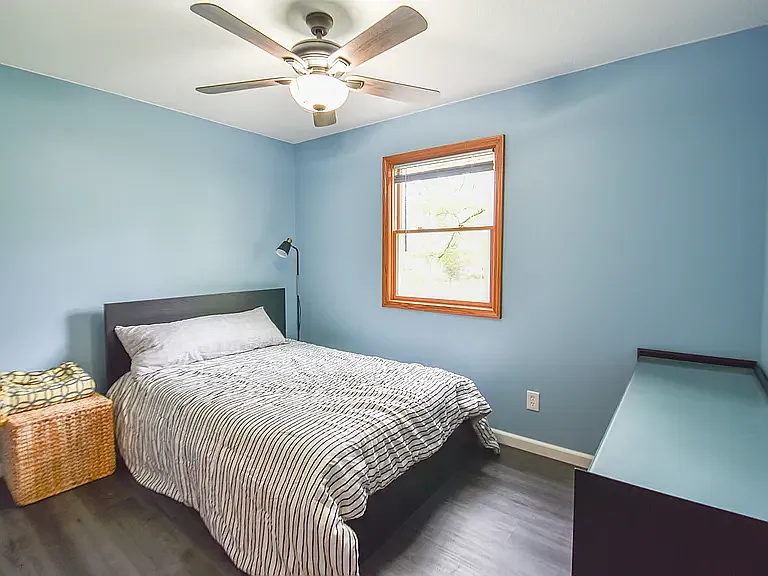 912 Miller Dr — Photo 14