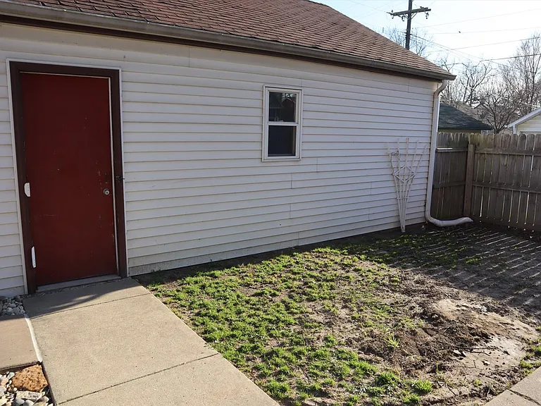 1343 Pagel Ave #2 — Photo 21