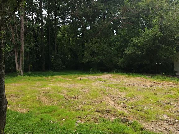 4th image of 8257 Creekline Ct