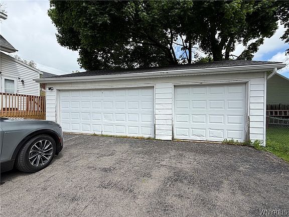 4th image of 1316 Garrett Ave